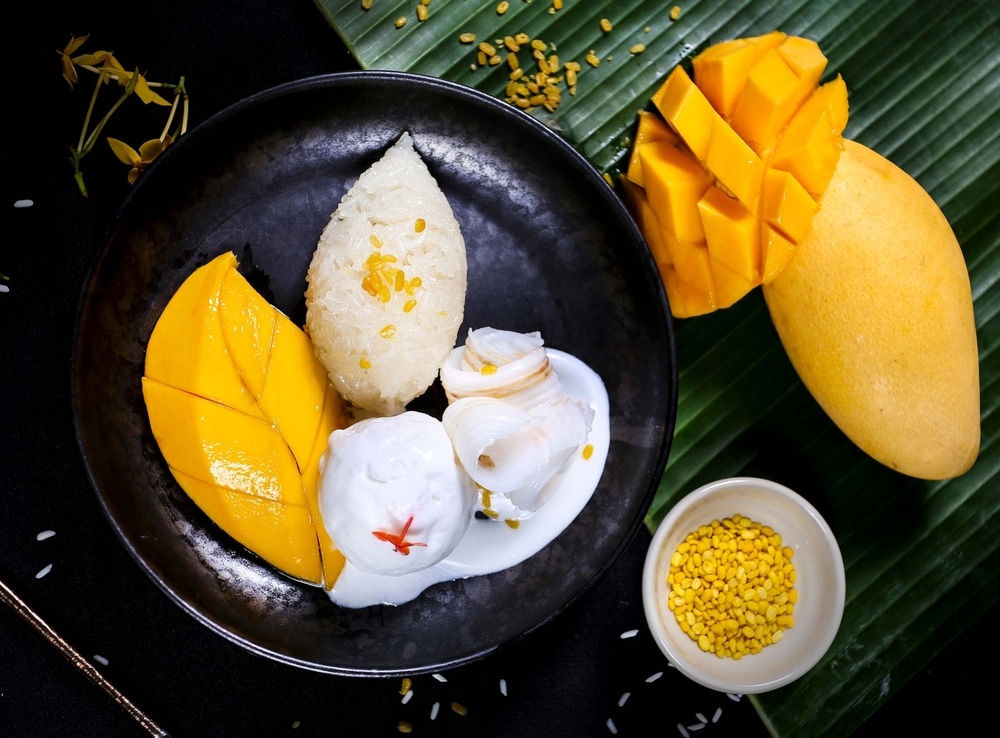 Thai Mango Sticky Rice Dessert Top With Coconut Milk